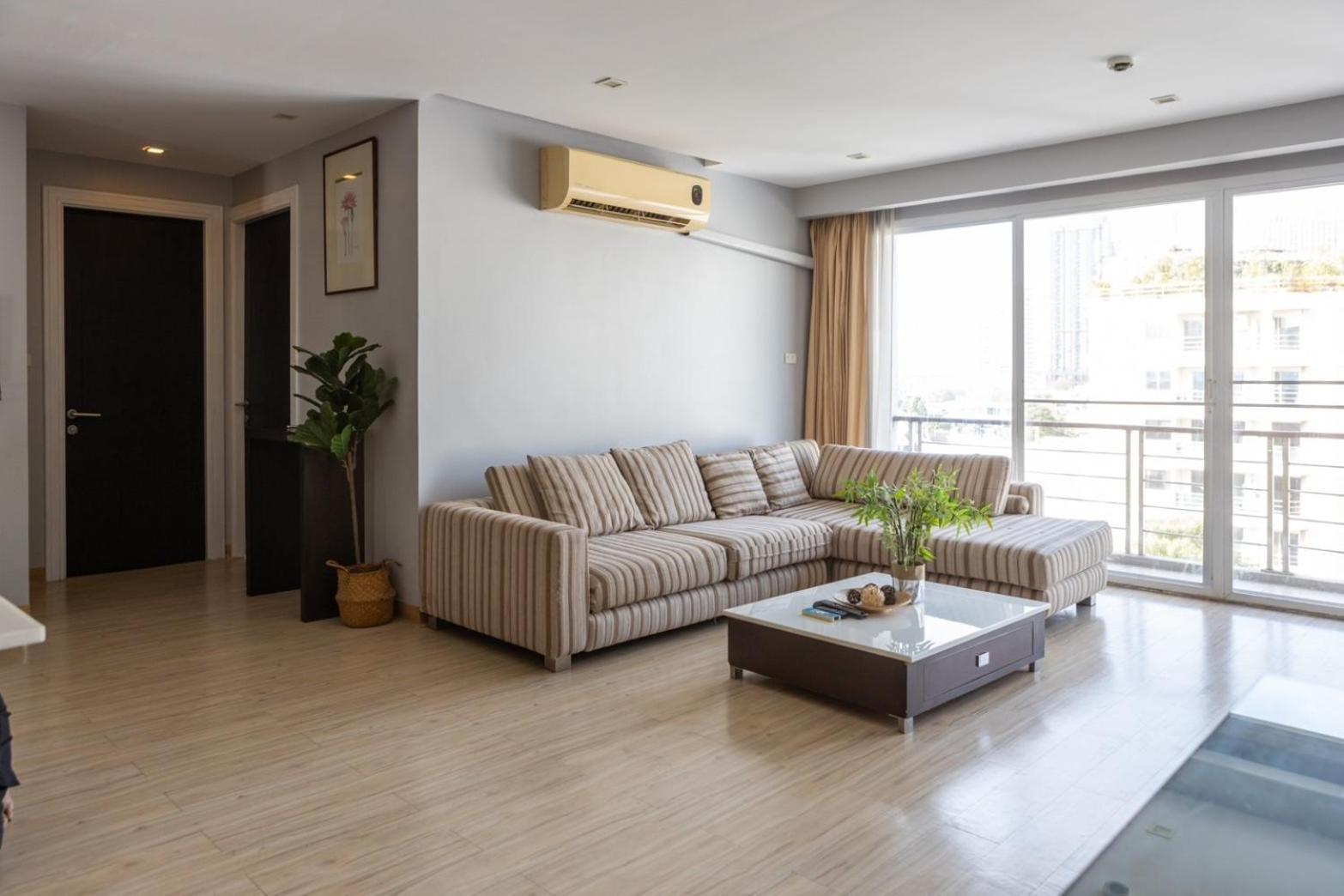 P Villa Lamoon Thonglor Bangkok Luaran gambar