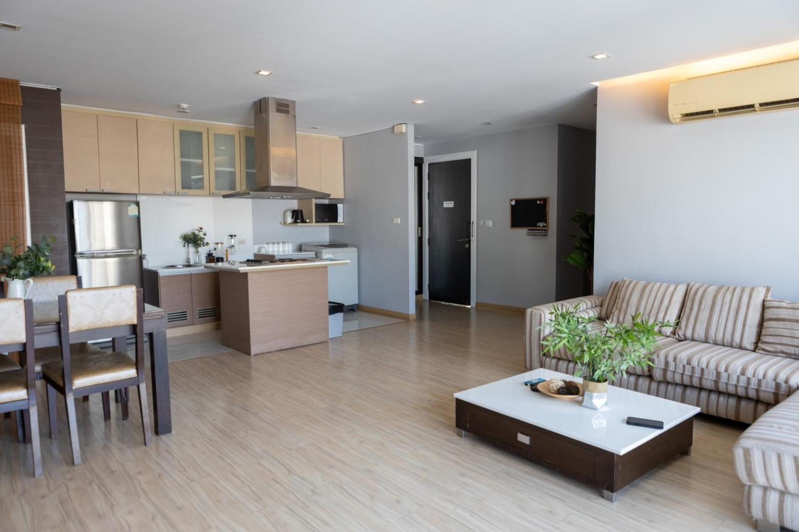 P Villa Lamoon Thonglor Bangkok Luaran gambar